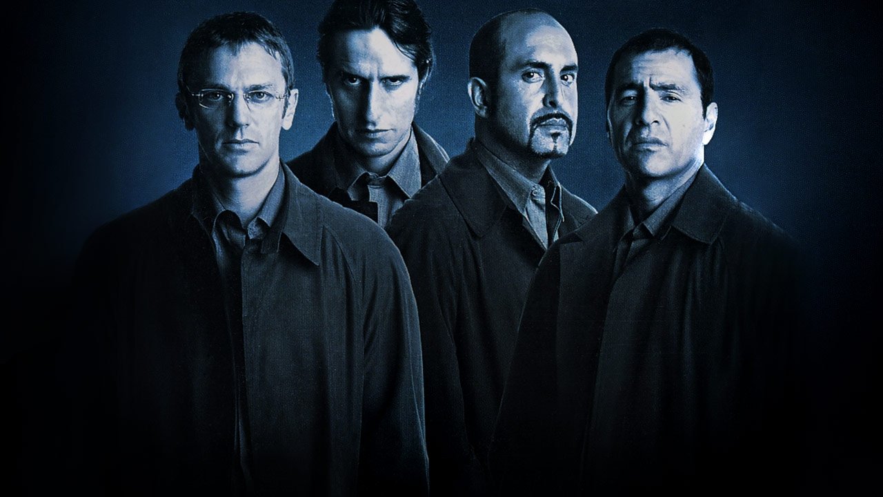 Backdrop poster for Los simuladores