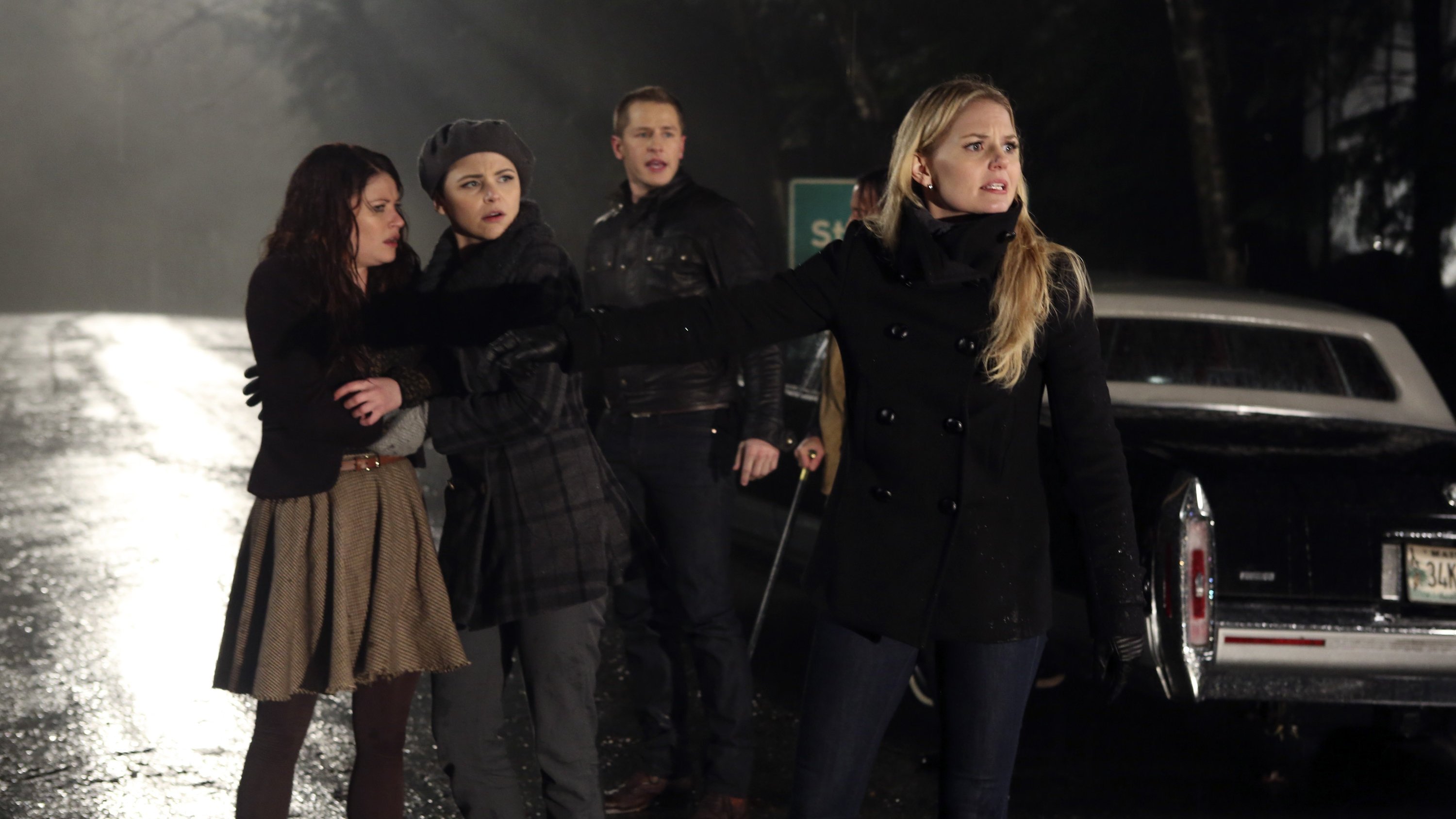 Backdrop poster for Once Upon a Time (2011)