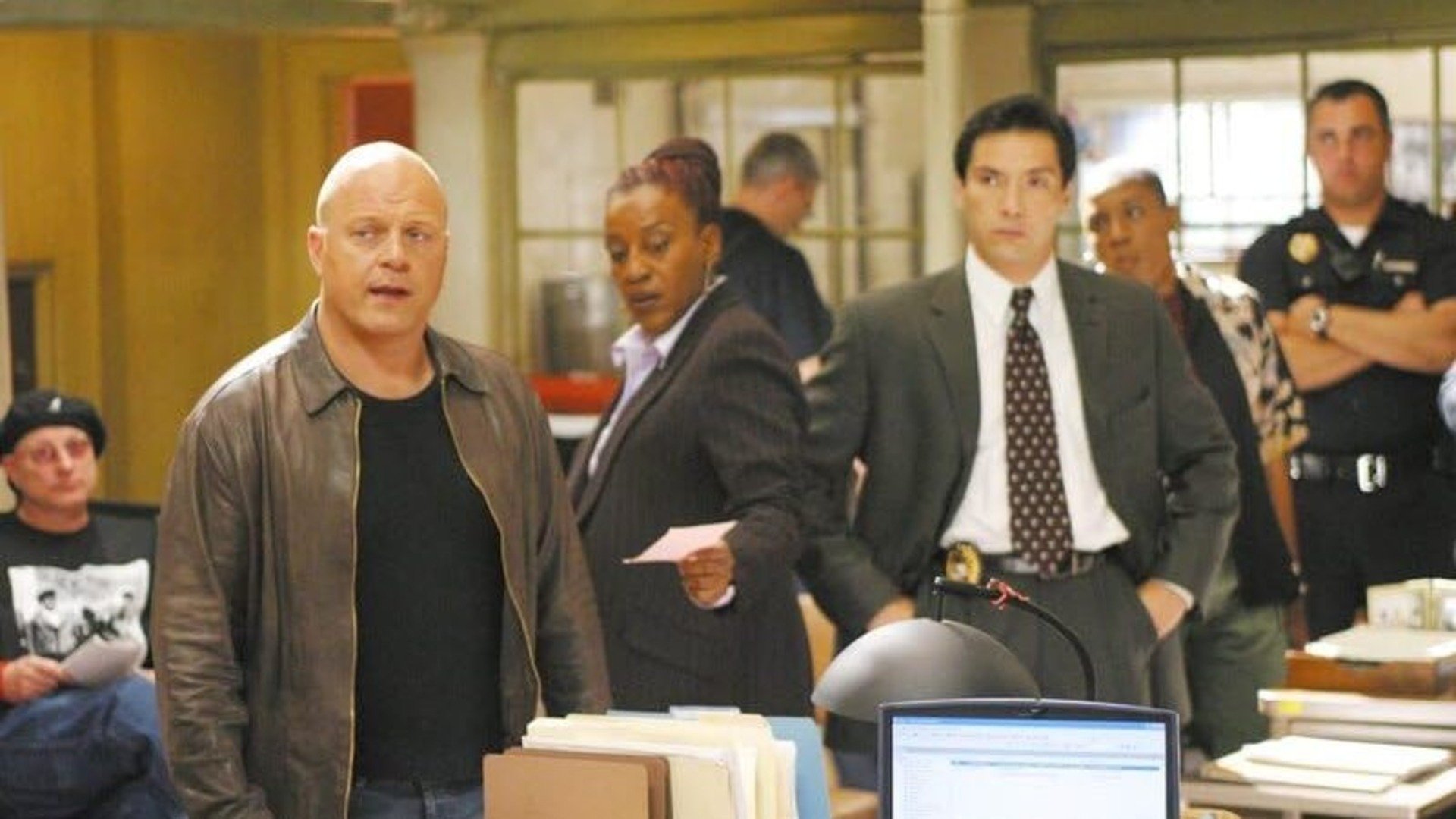 Backdrop poster for The Shield (2002)
