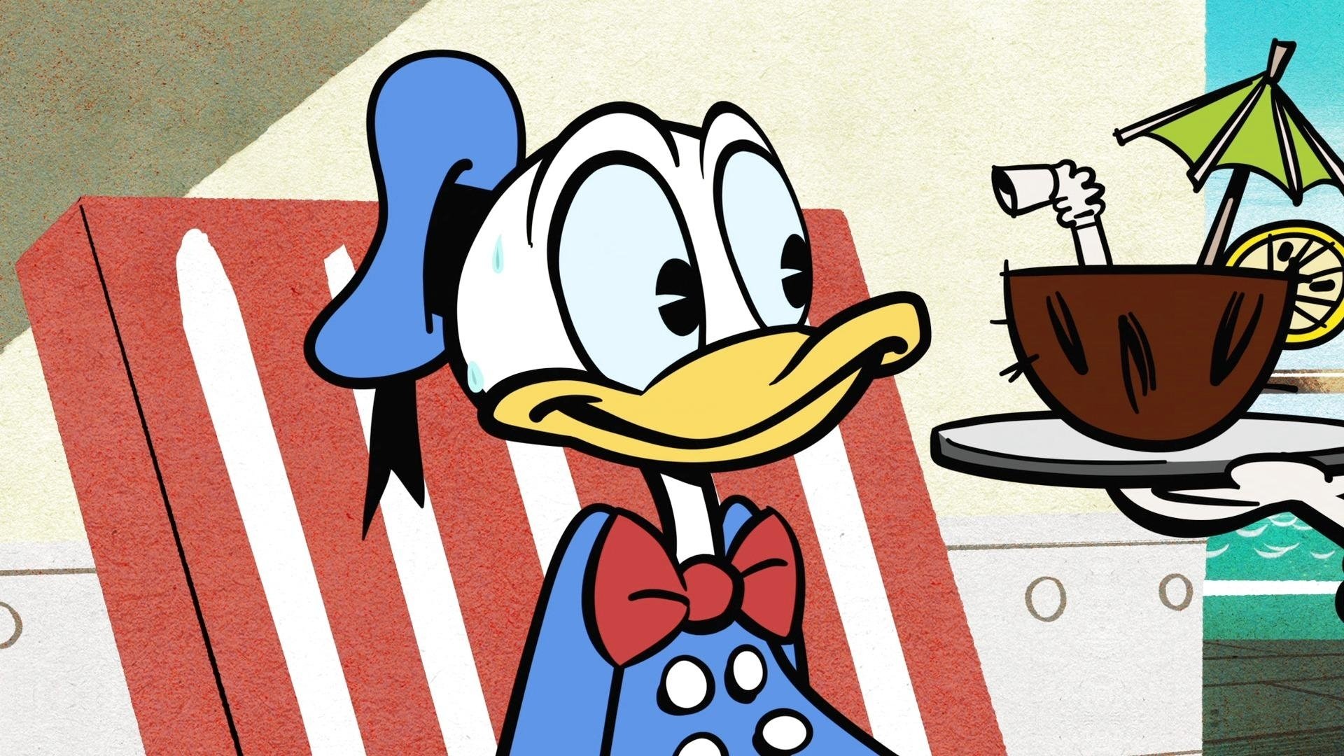 Backdrop poster for Mickey Mouse (2013)