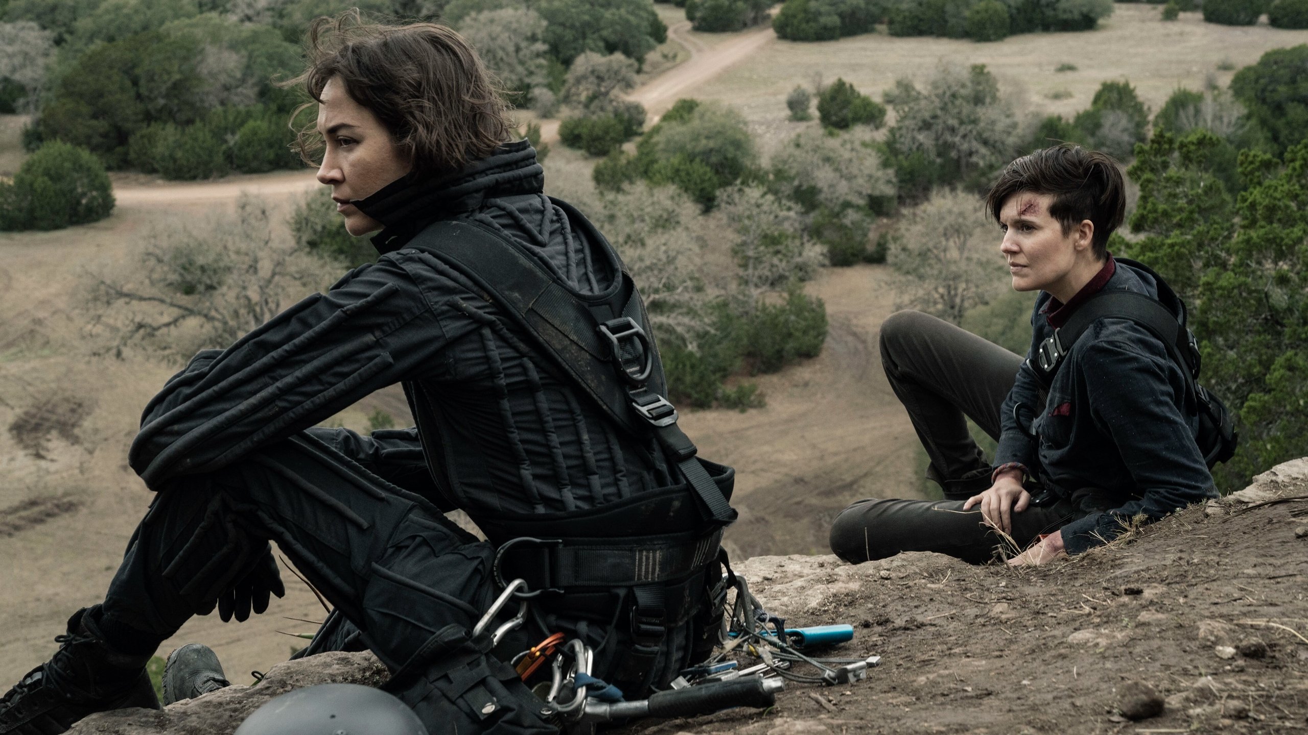 Backdrop poster for Fear the Walking Dead (2015)