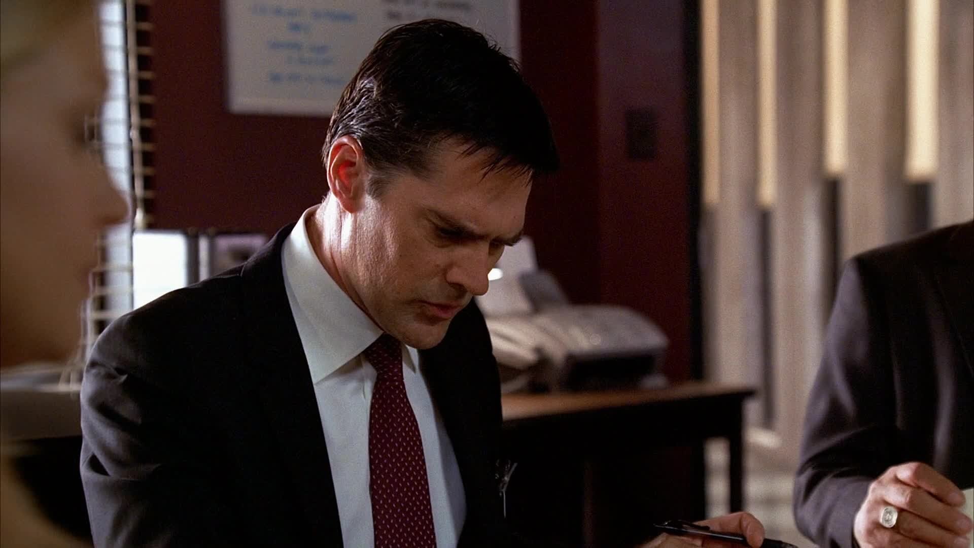 Backdrop poster for Criminal Minds (2005)