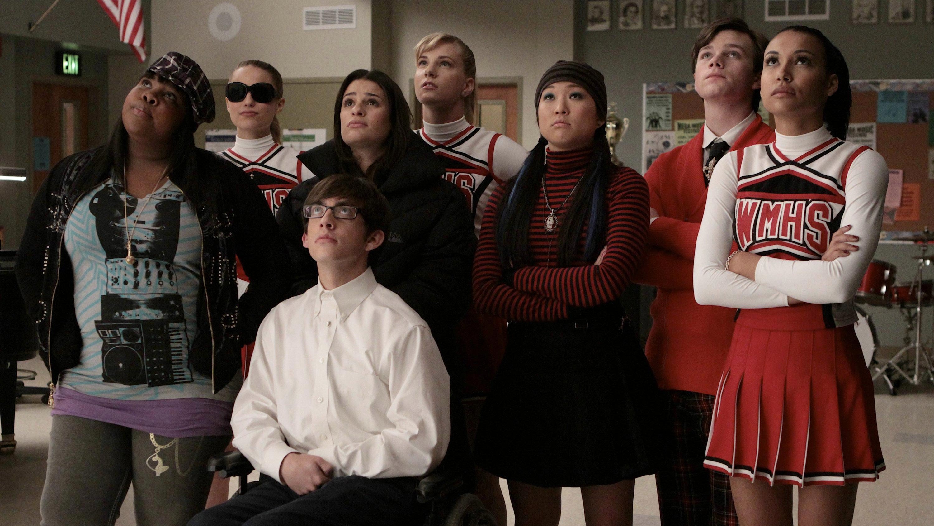 Backdrop poster for Glee (2009)