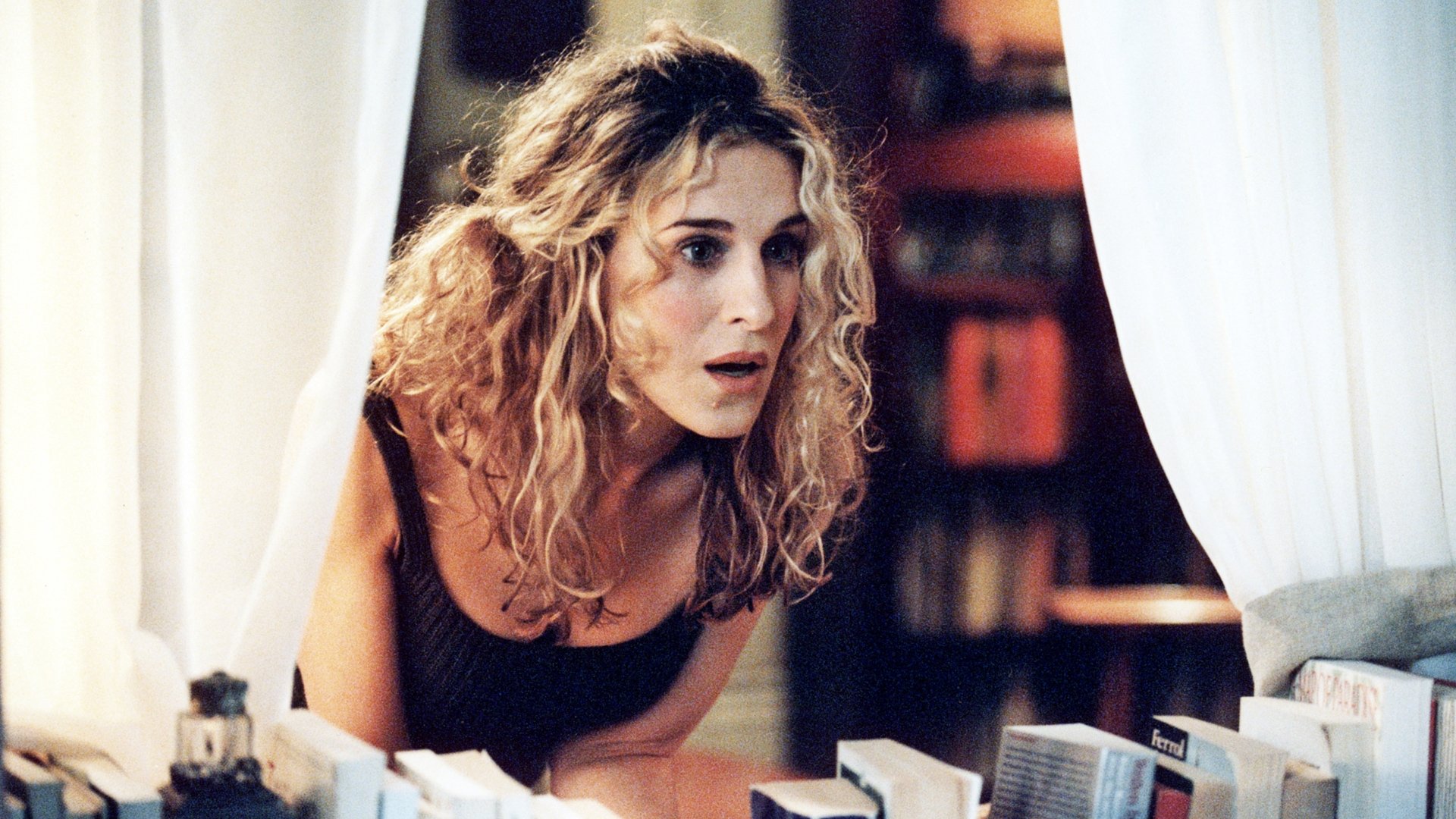 Backdrop poster for Sex and the City (1998)