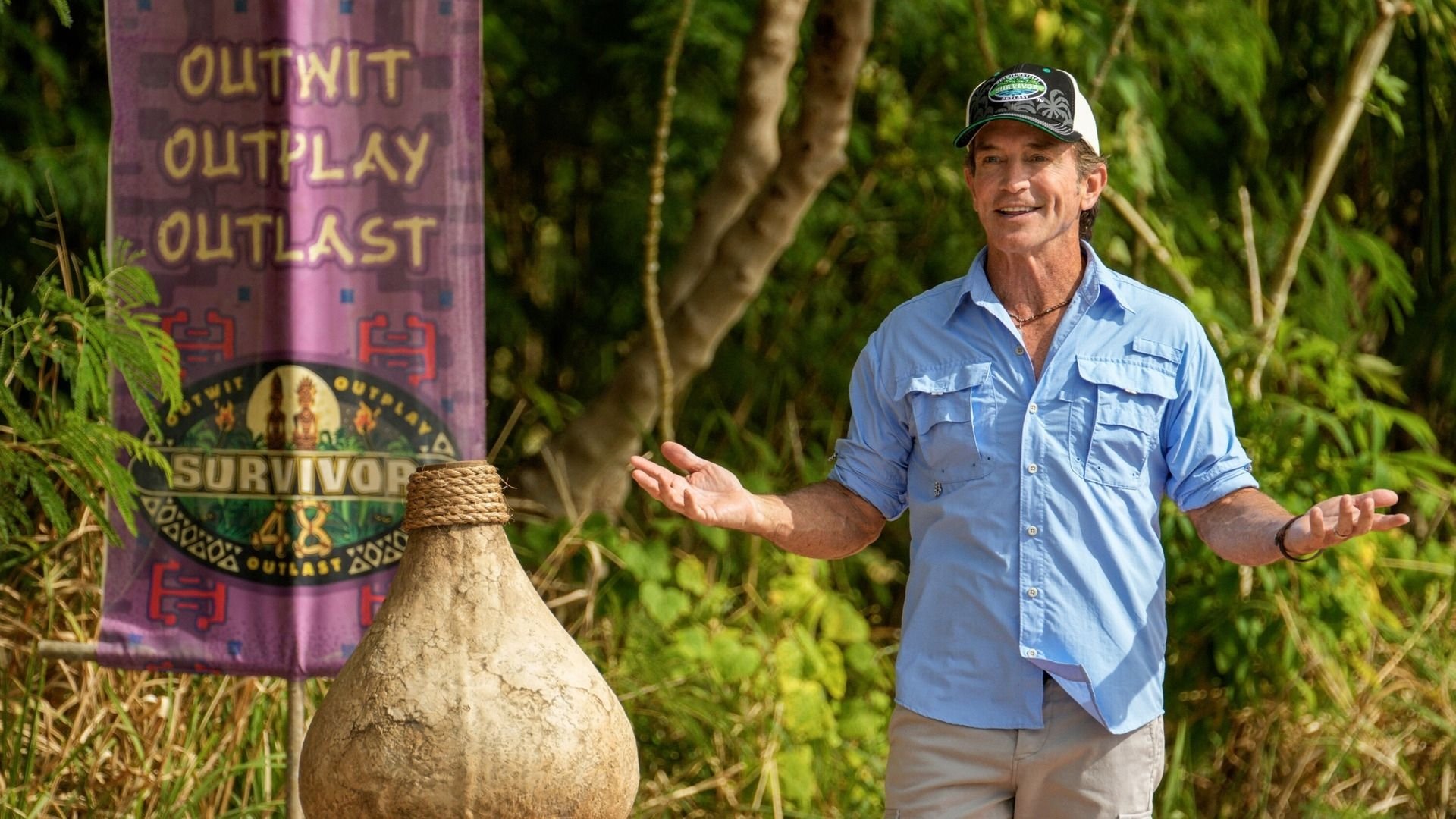 Backdrop poster for Survivor (2000)