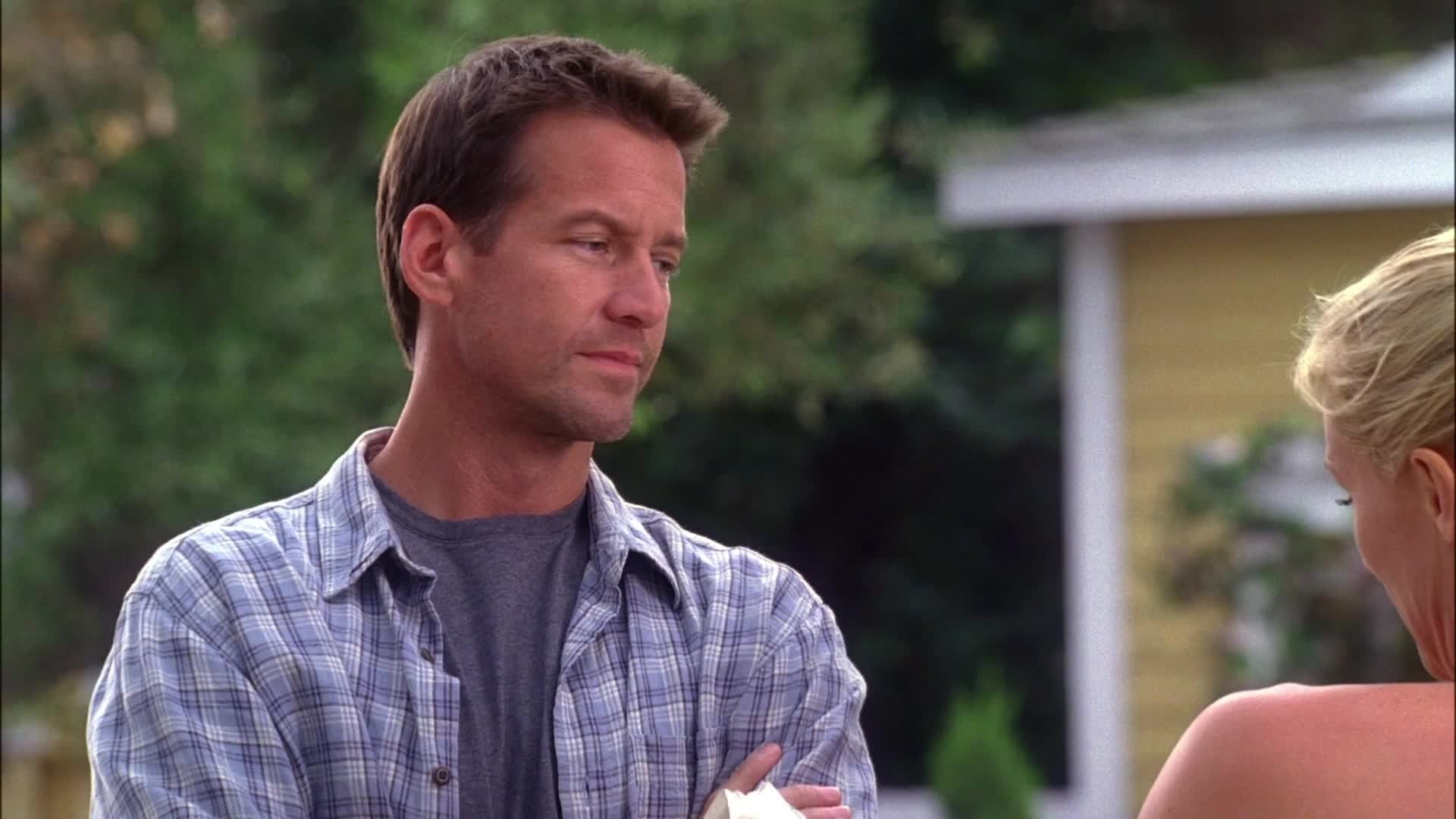 Backdrop poster for Desperate Housewives (2004)