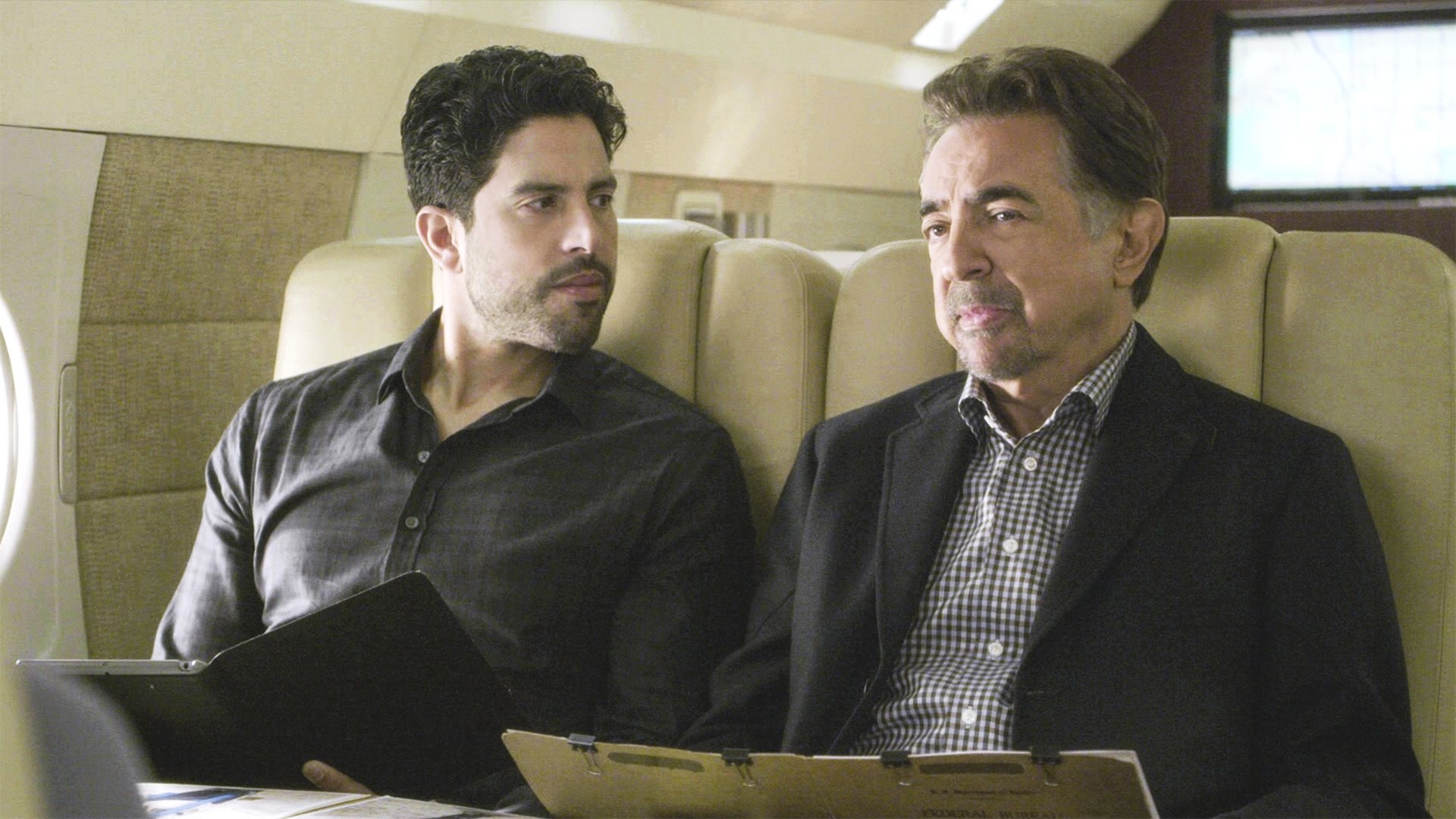 Backdrop poster for Criminal Minds (2005)