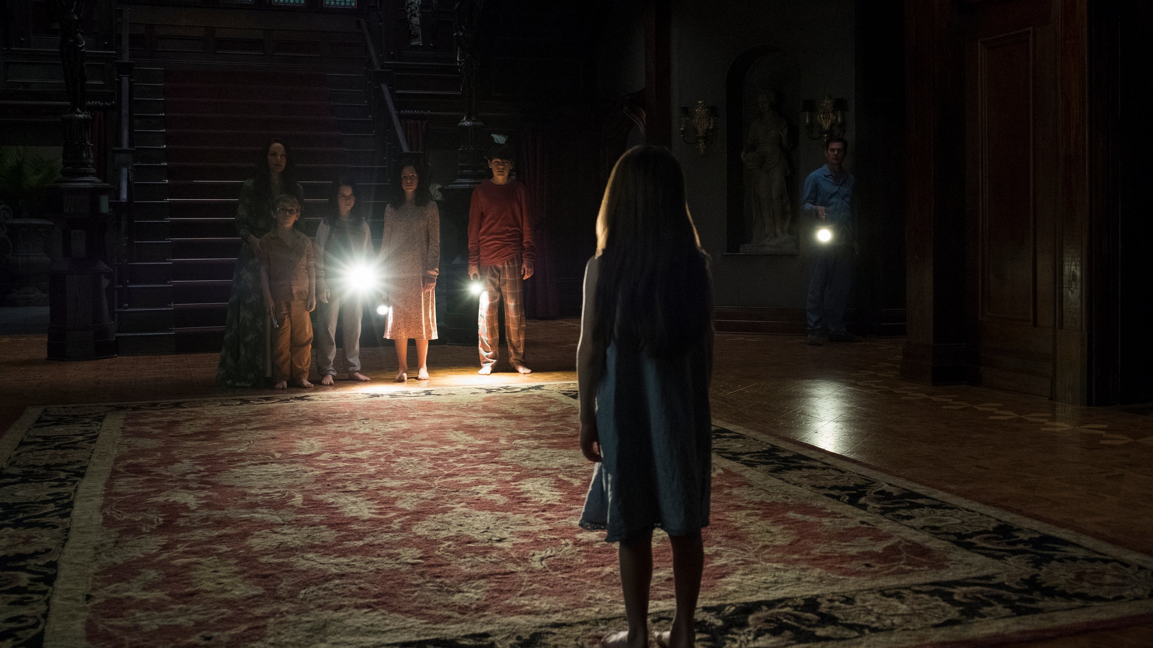 Backdrop poster for The Haunting of Hill House (2018)