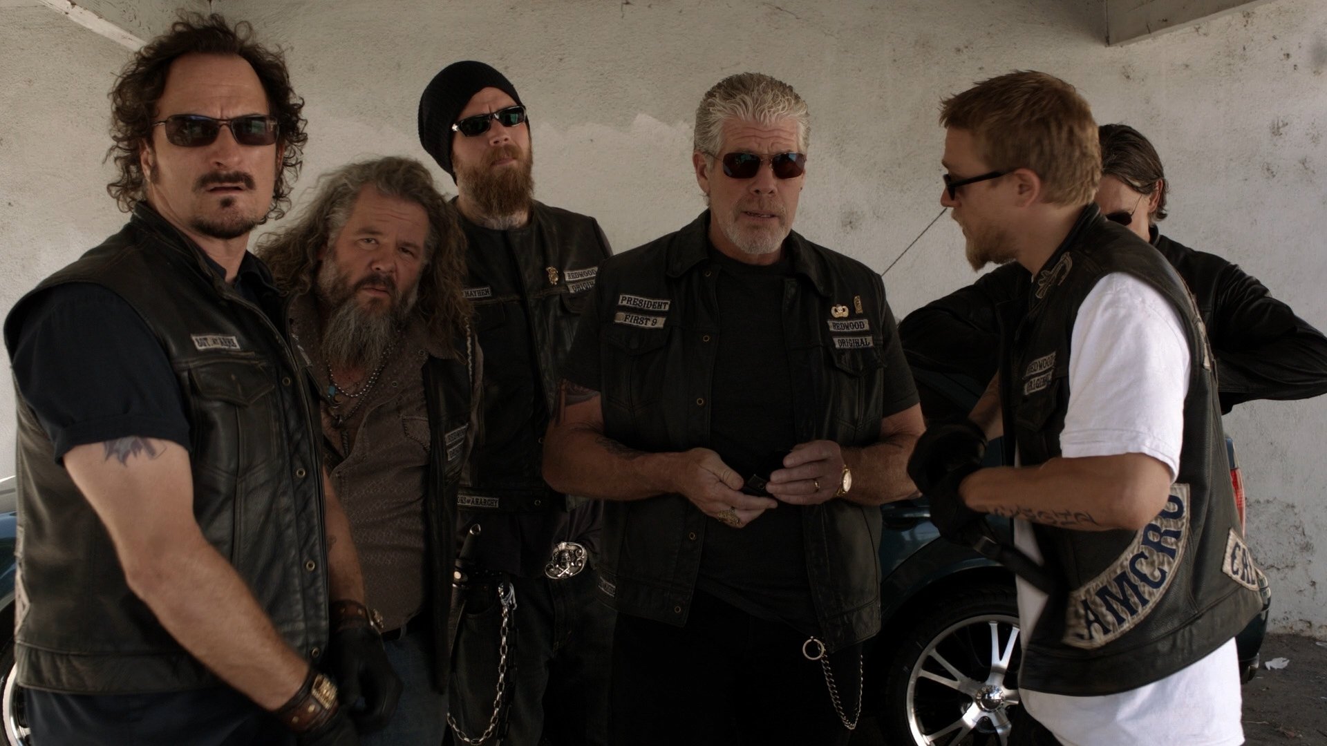 Backdrop poster for Sons of Anarchy (2008)