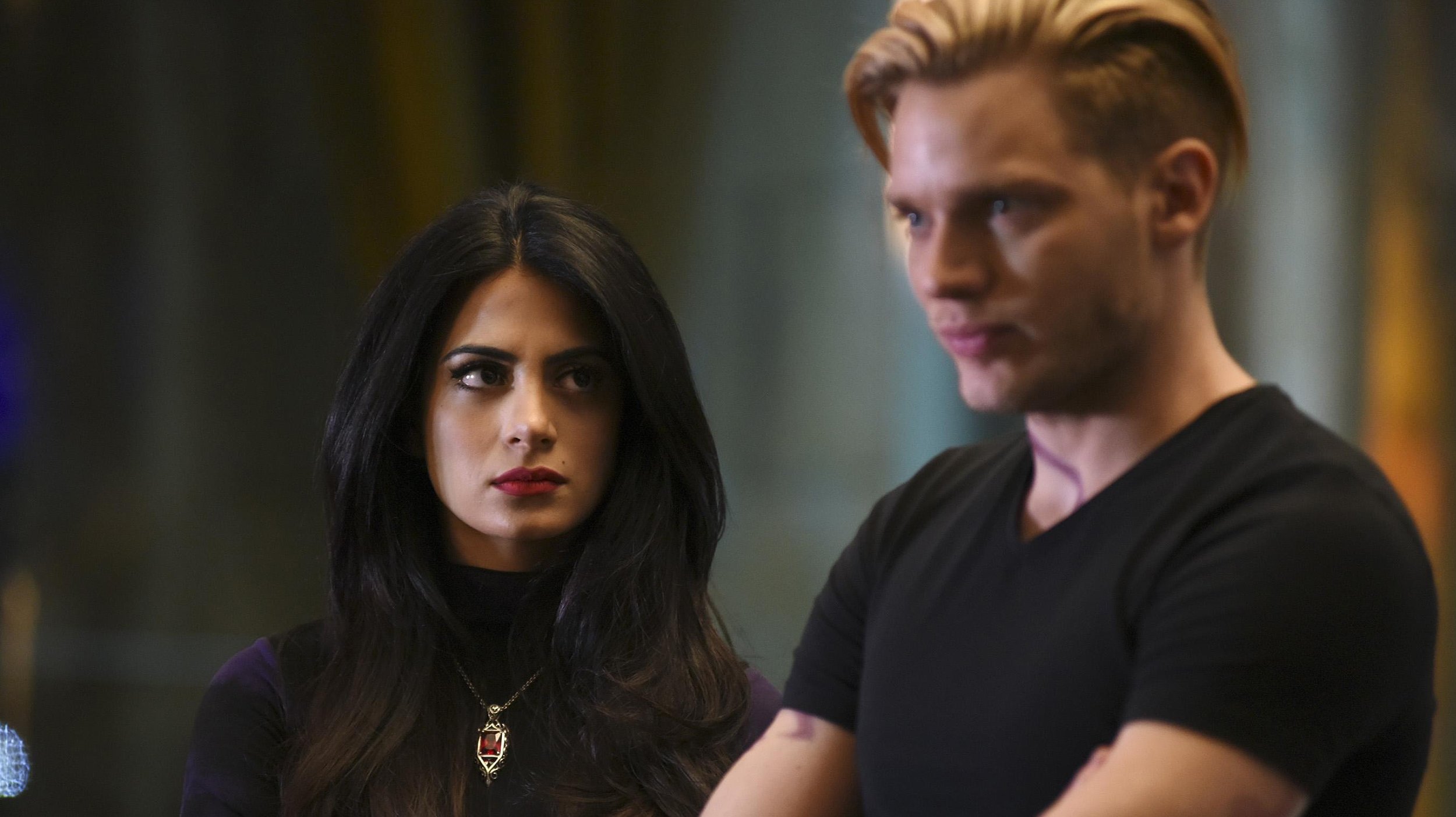 Backdrop poster for Shadowhunters (2016)
