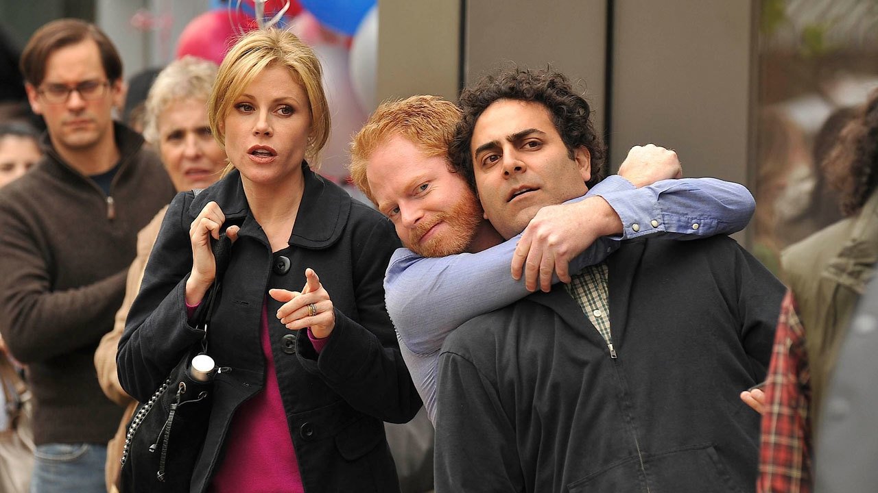 Backdrop poster for Modern Family (2009)