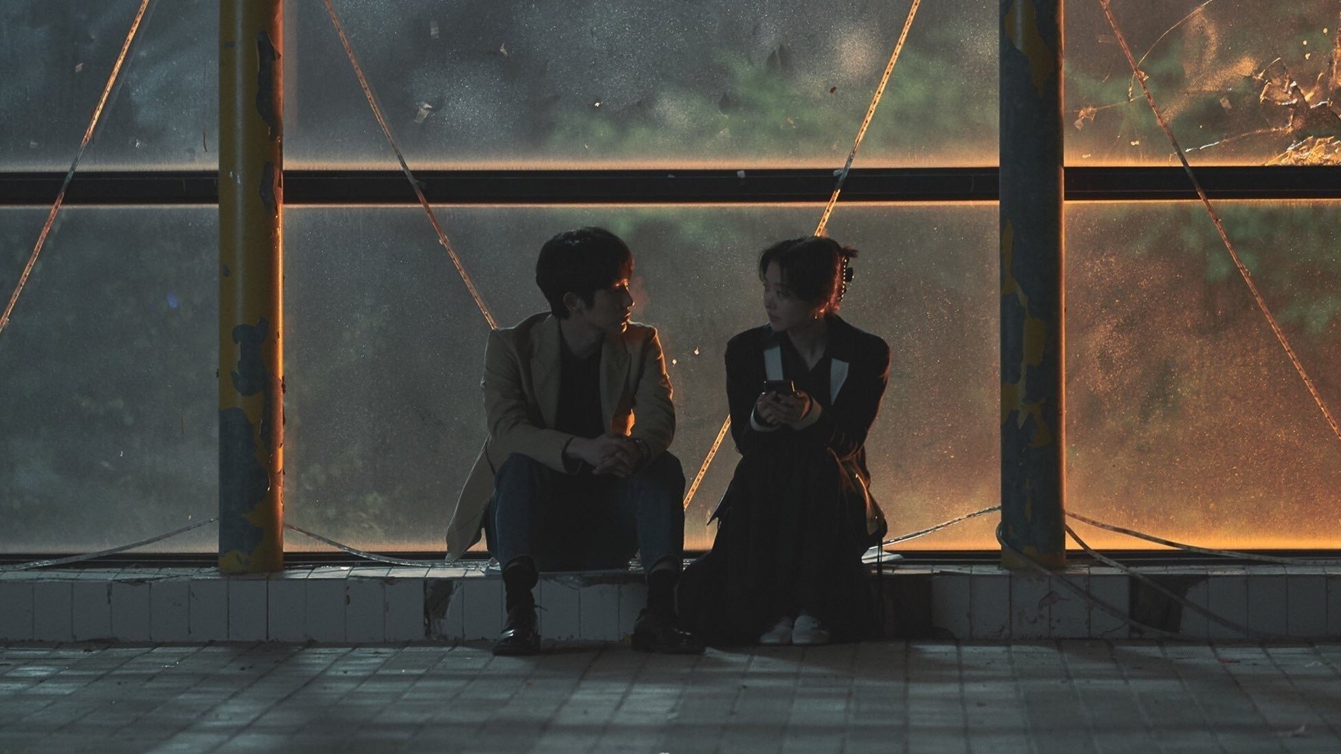 Backdrop poster for Flower of Evil (2020)