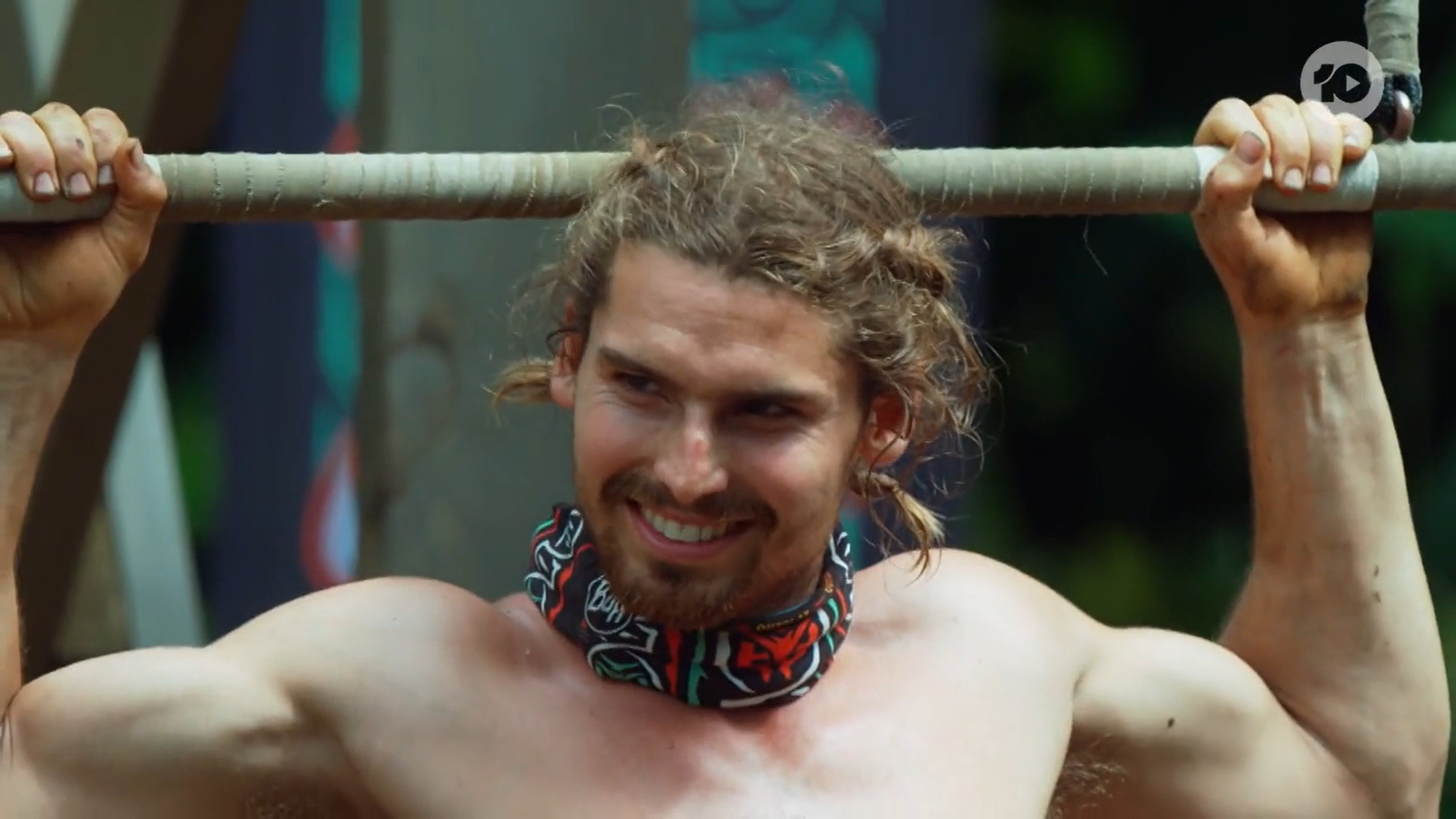 Backdrop poster for Australian Survivor (2002)