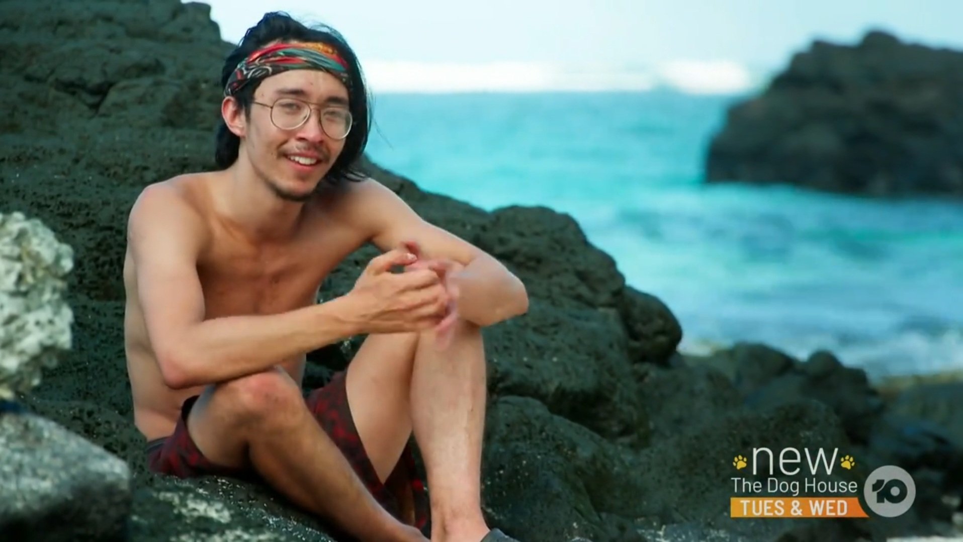 Backdrop poster for Australian Survivor (2002)