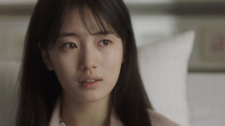 Backdrop poster for While You Were Sleeping (2017)
