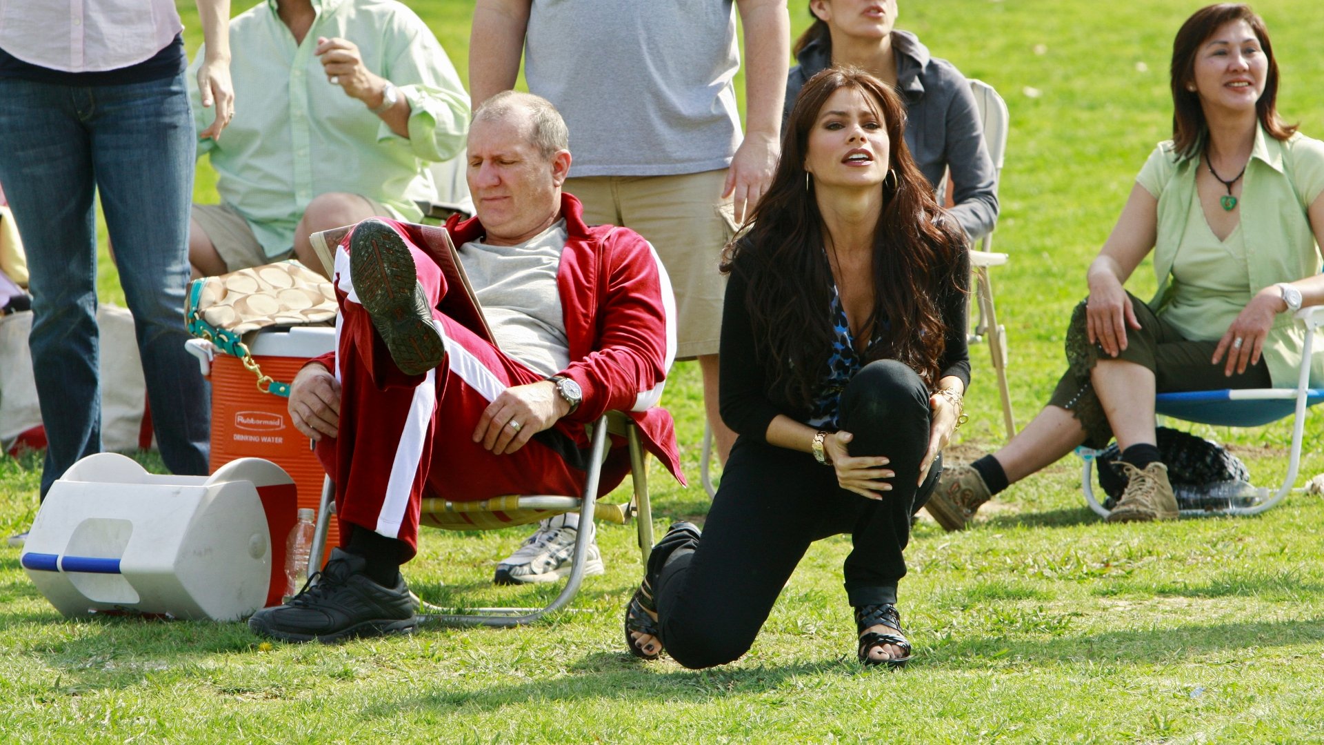 Backdrop poster for Modern Family (2009)