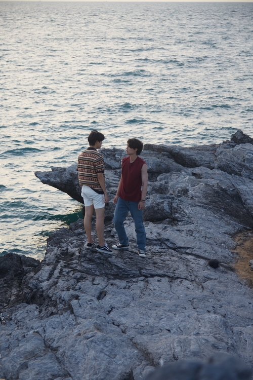 Poster for Never Let Me Go
